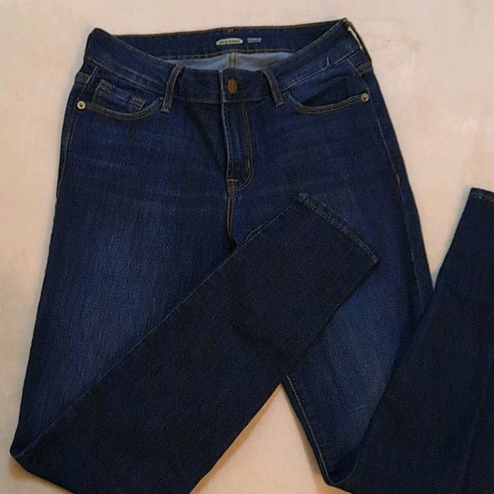 Old Navy Rockstar Super Skinny